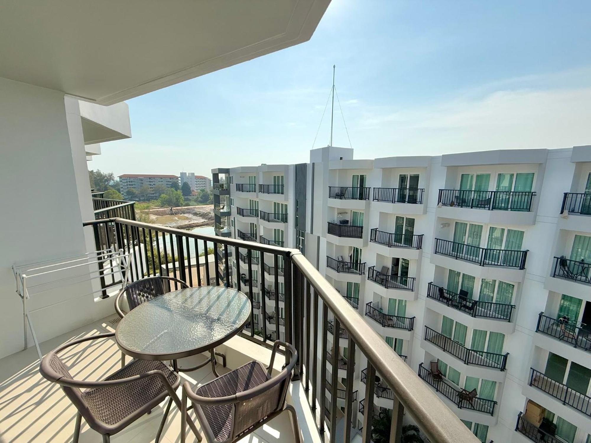 Mantra Beach Condominium Suite 2 - Mae Phim Ban Tha Fat Buitenkant foto