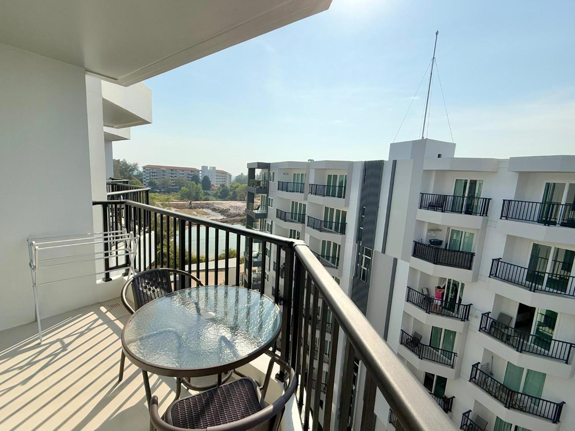 Mantra Beach Condominium Suite 2 - Mae Phim Ban Tha Fat Buitenkant foto